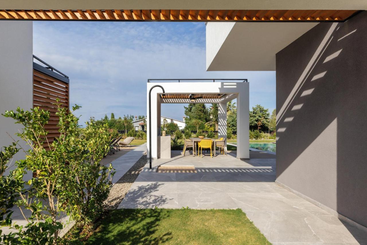 Summer Pearls Luxury Villas Polychrono Exterior photo